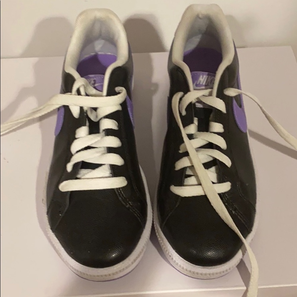 Nike Court Majestic sneakers